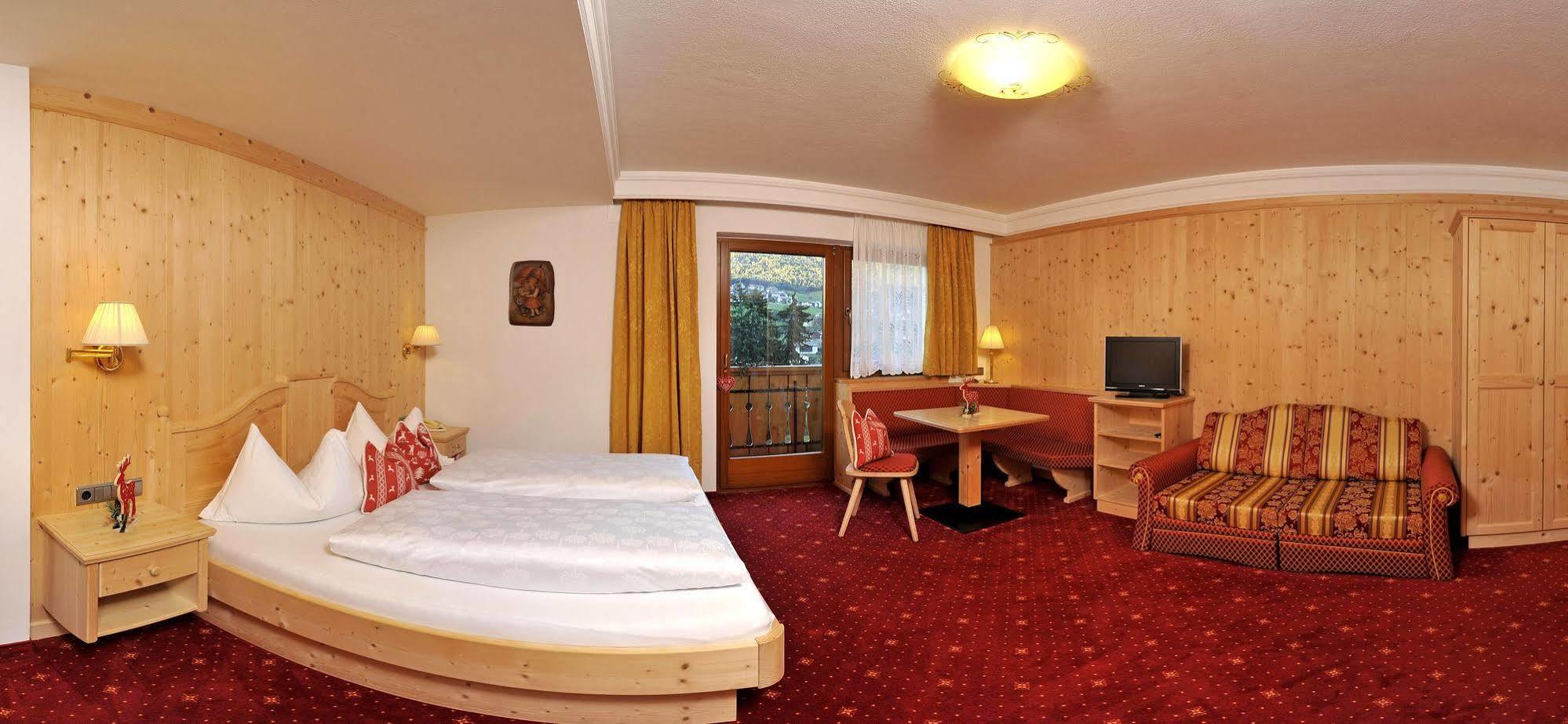 Hotel Digon Ortisei Esterno foto
